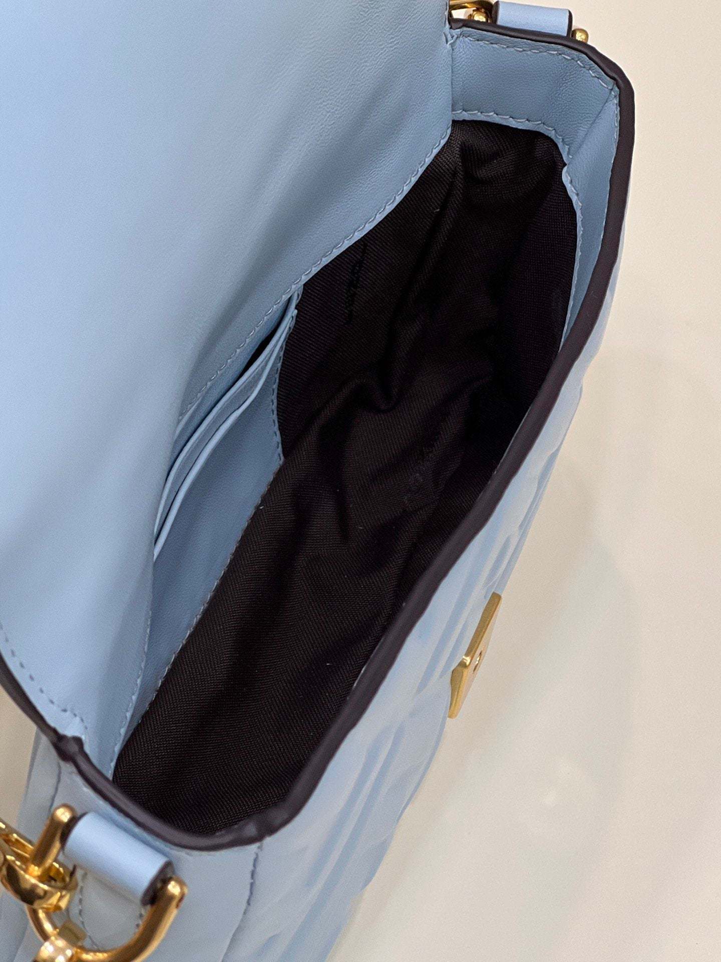 FI Baguette Blue For Women, Women’s Handbags, Shoulder And Crossbody Bags 7.5in/19cm FF 8BS017