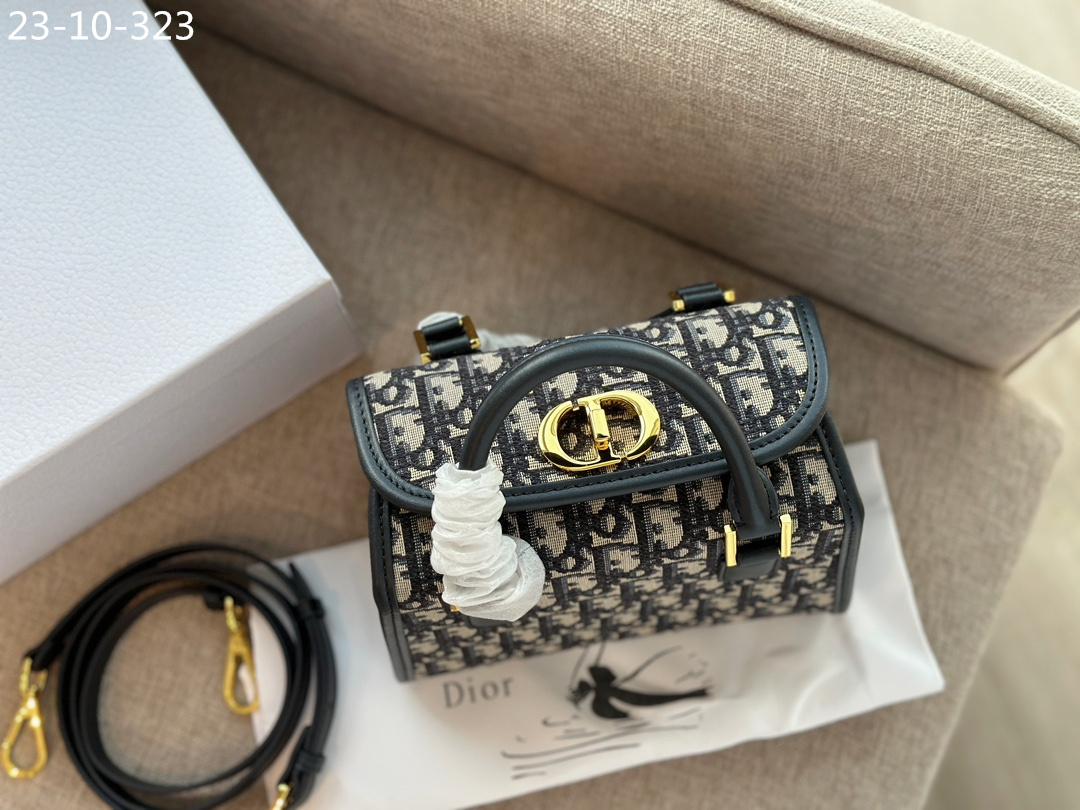 DOR SMALL BOSTON BAG BLUE OBLIQUE EMBROIDERY 20CM M8671UZAXM928