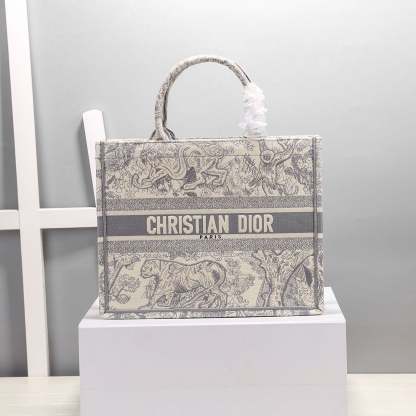 DI Medium Book Tote Gray, For Women, Women’s Handbags 14in/36cm CD M1296ZTDT_M932