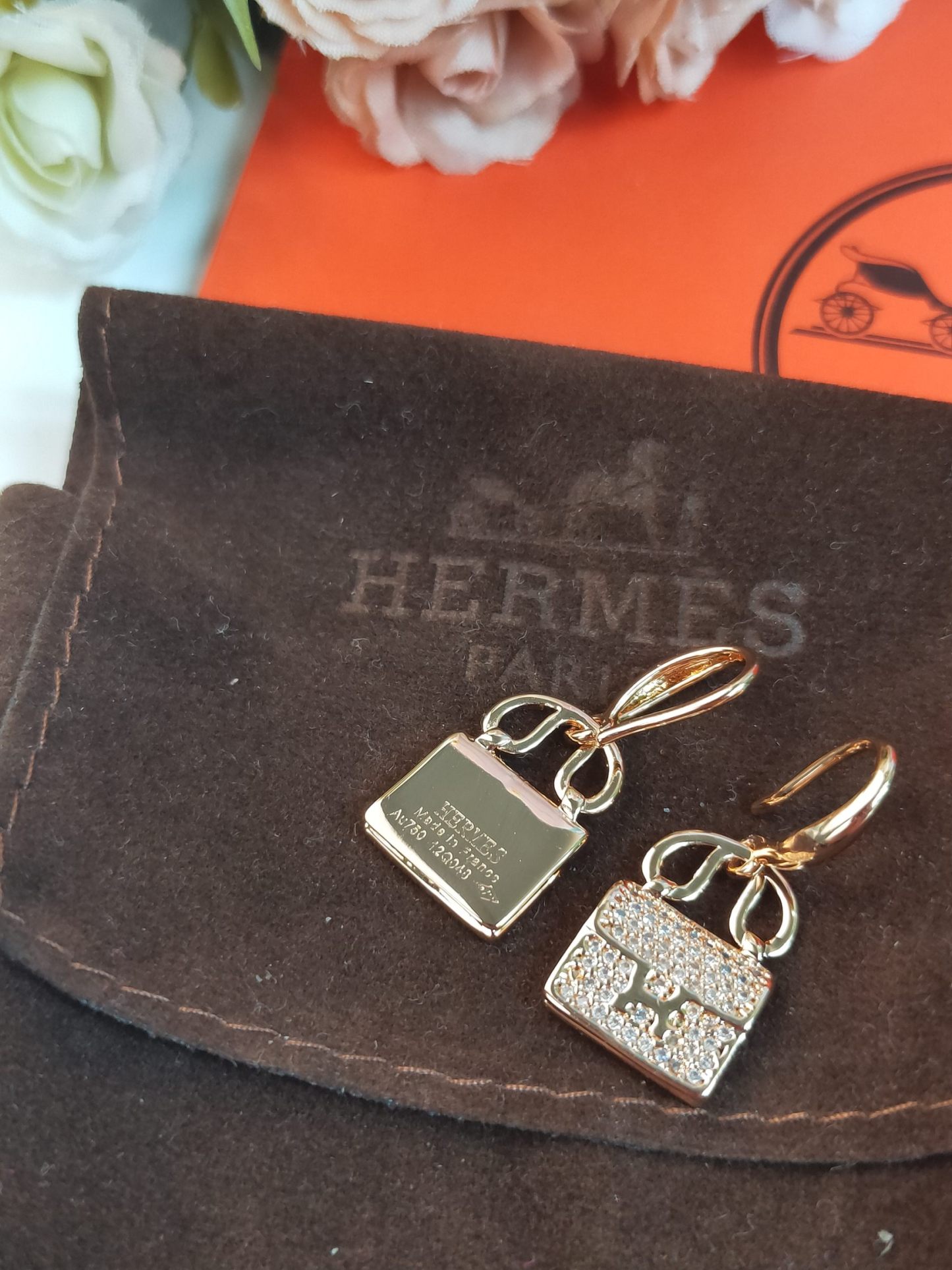HM EARRINGS