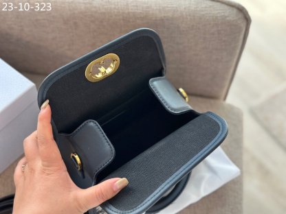 DOR SMALL BOSTON BAG BLACK 20CM M8671UBEQ M900