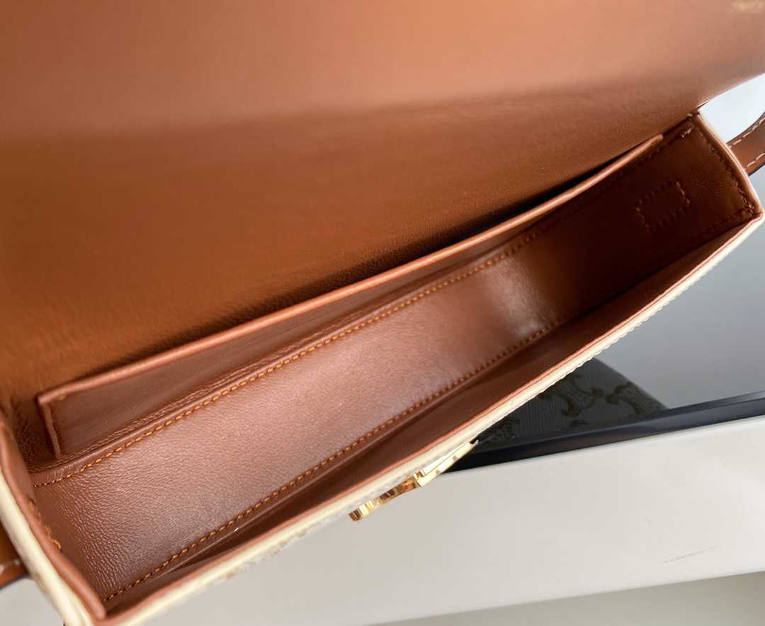 CE TRIOMPHE SHOULDER BAG IN SHINY CALFSKIN GOLD CC WHITE 194142CUZ01BC