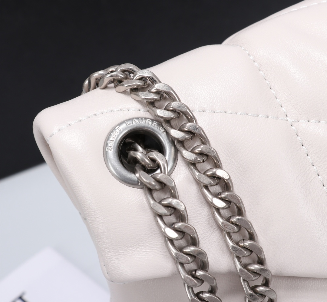 YSL LOULOU SMALL CHAIN BAG IN MATELASSÉ Y WHITE SILVER 29CM 494699DV7269207
