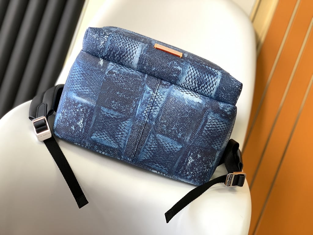 LUV 15.7IN/40CM PM DISCOVERY BACKPACK DAMIER BLUE