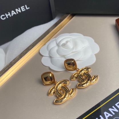 CC CC EARRINGS