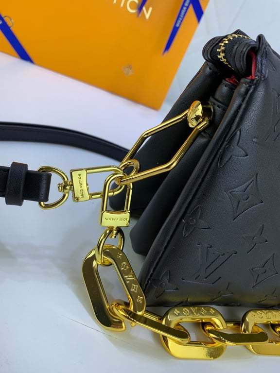 LUV COUSSIN BB BLACK 22CM