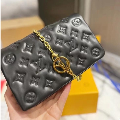 LV POCHETTE COUSSIN BLACK M80742
