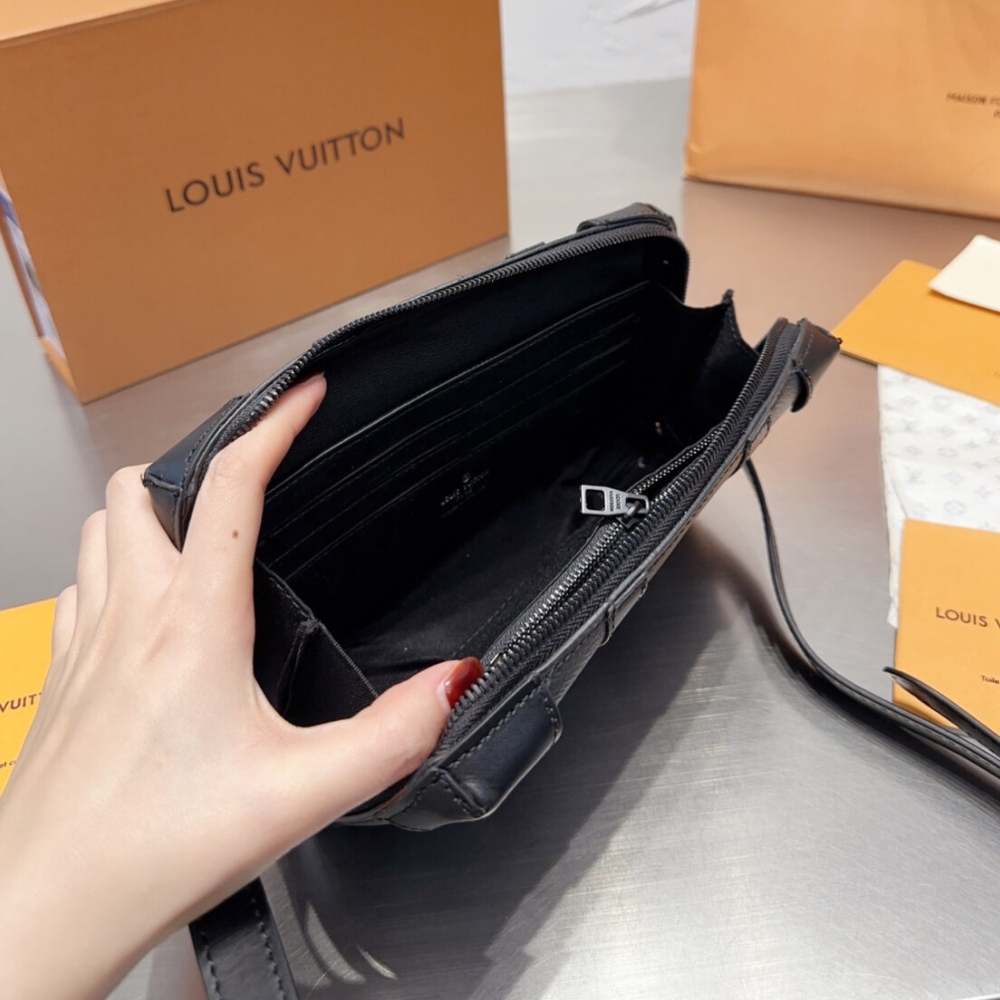 LV SOFT TRUNK MONOGRAM ECLIPSE CANVAS BLACK 23CM M69838