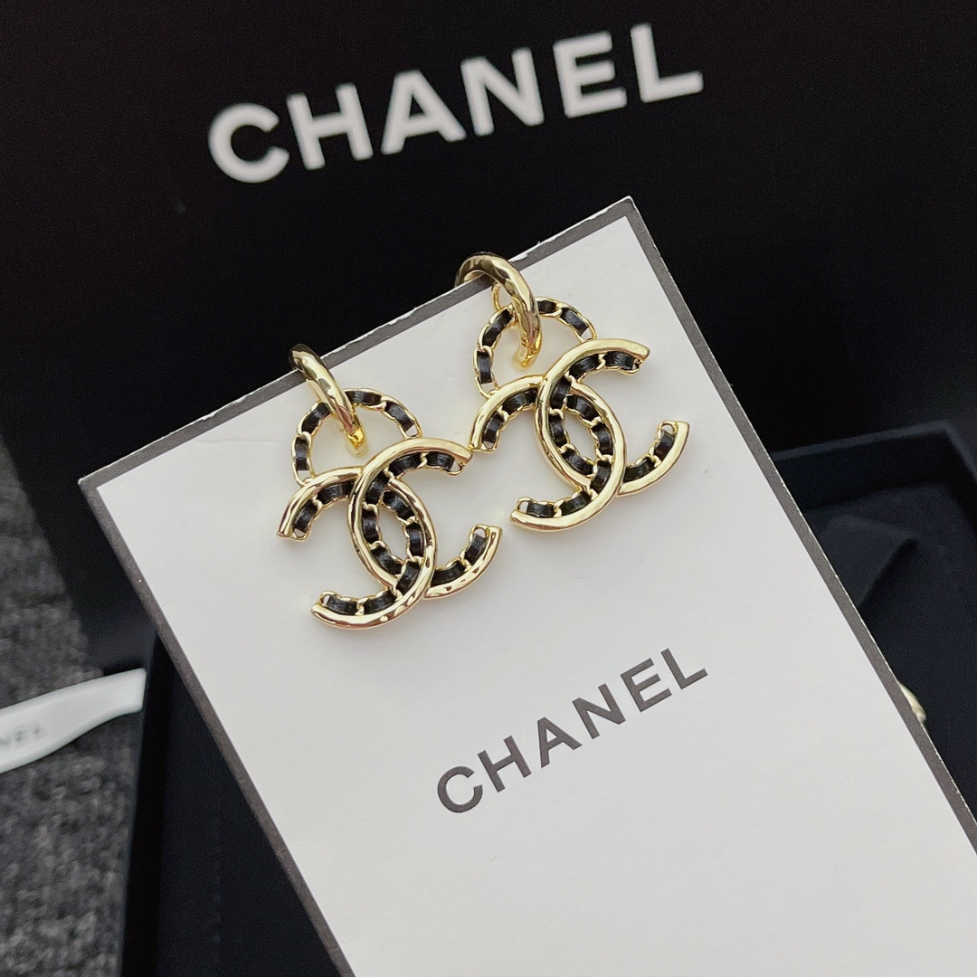 CC CC EARRINGS