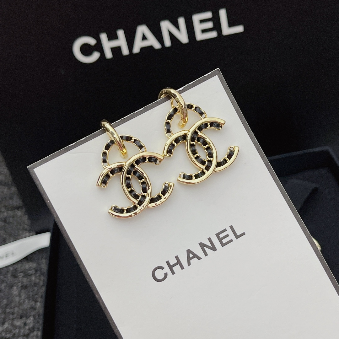 CC CC EARRINGS