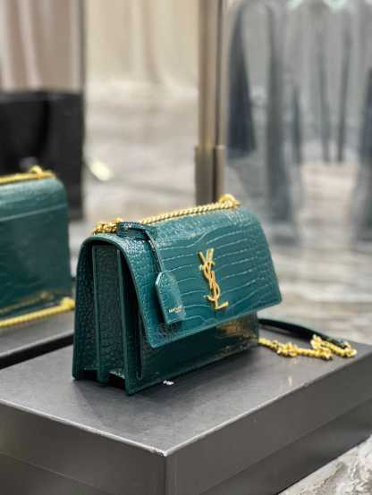 YSL SUNSET MEDIUM CHAIN BAG IN CROCODILE-EMBOSSED SHINY LEATHER MINT 442906DND0J3144