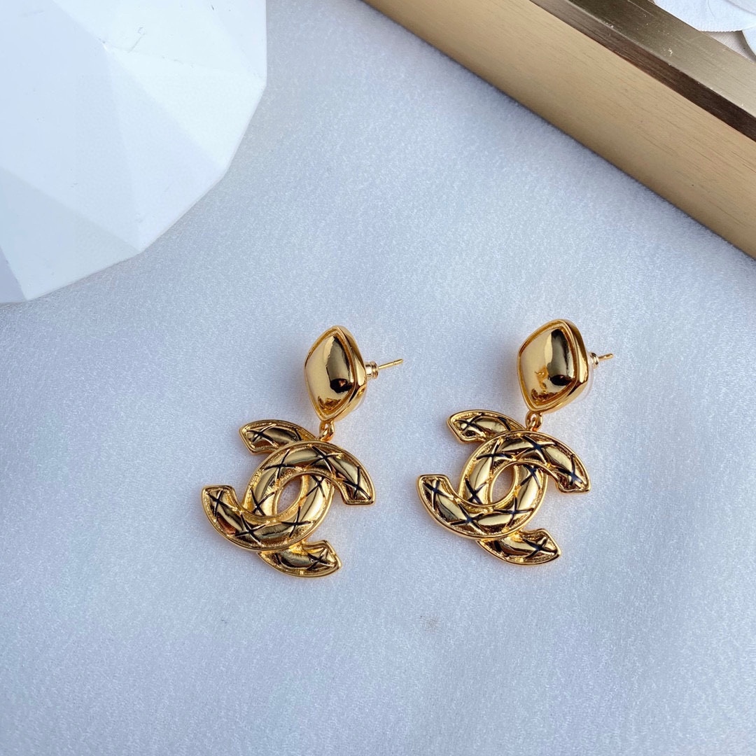 CC CC EARRINGS