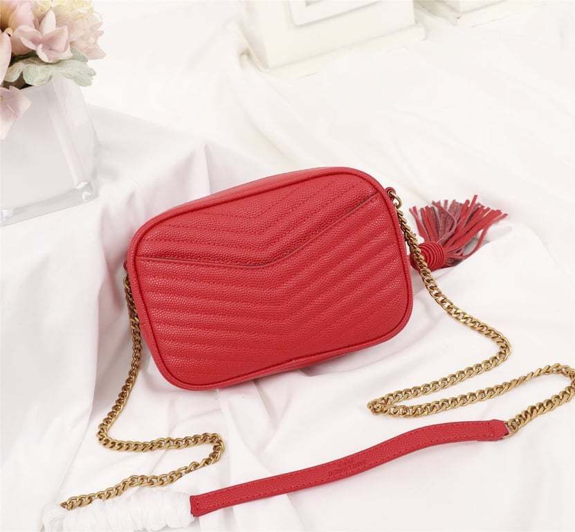 SAINT LAURENT LOU CAMERA BAG IN QUILTED LEATHER RED 18CM