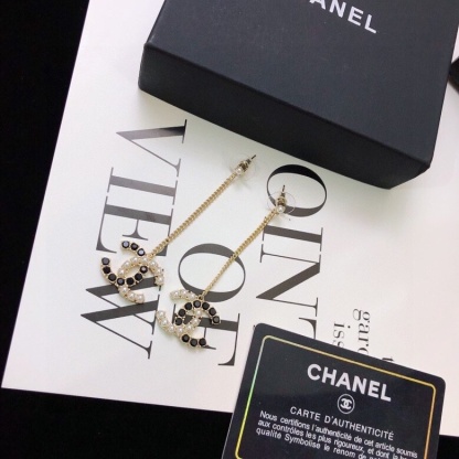 CC CC EARRINGS