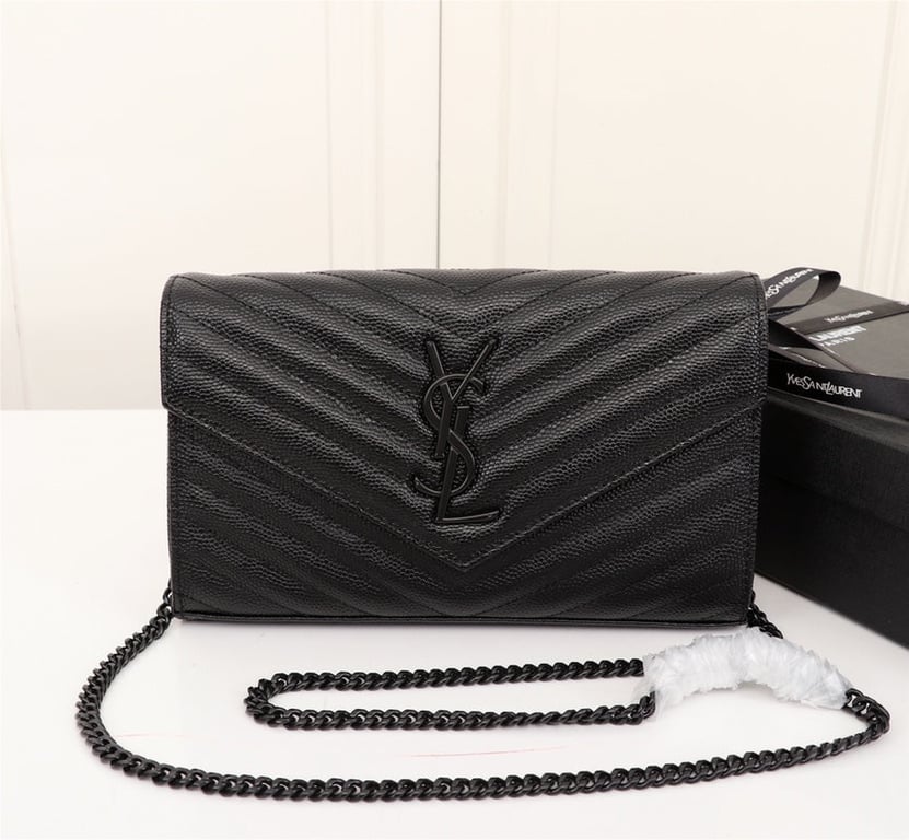 SAINT LAURENT CASSANDRE MATELASSE CHAIN WALLET IN GRAIN DE POUDRE EMBOSSED BLACK NOIR 22CM