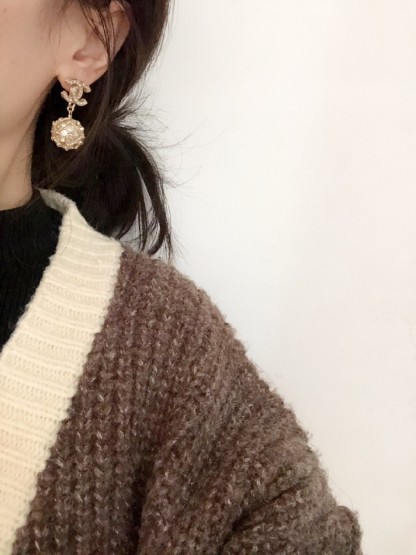 CC GOLD CAGED PEARL EARRINGS