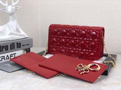 dir LADY POUCH CHERRY RED S0204OVRB_M323
