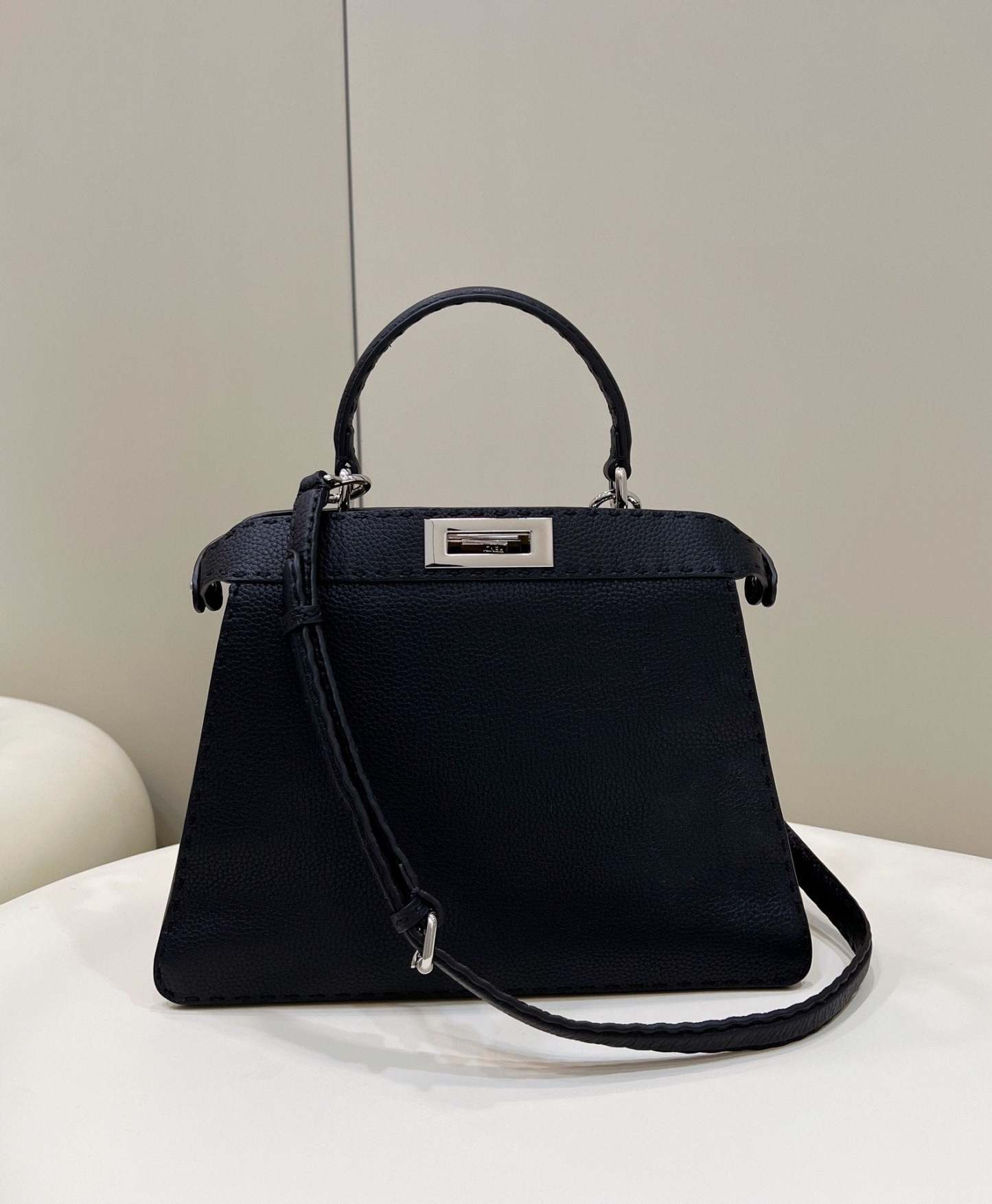 FI Peekaboo ISeeU Medium Black For Women, Women&#8217;s Handbags, Shoulder Bags 13.1in/33.5cm FF