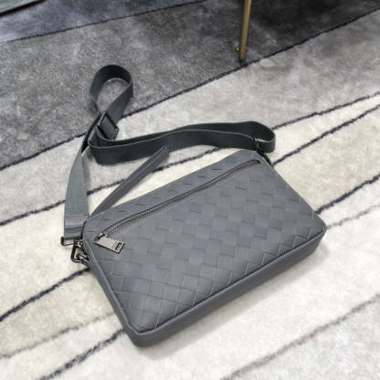 BV Classic Intrecciato Gray, For Women, Women’s Bags 9.6in/24.5cm