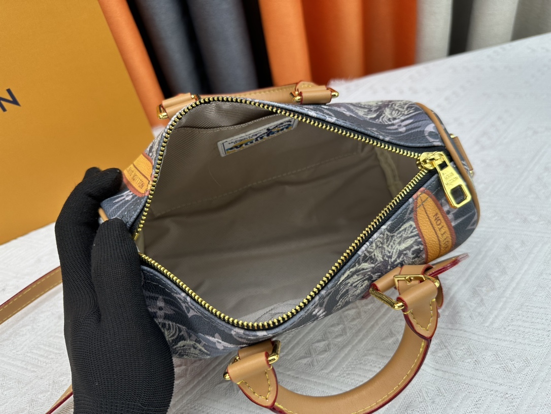 LV KEEPALL BANDOULIERE 25 NAVY BLUE 25CM M25440