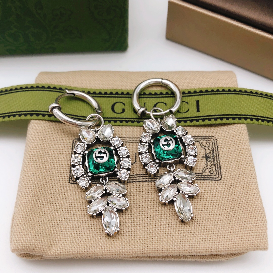 GG GG EARRINGS