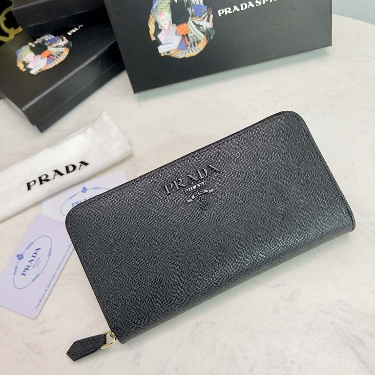 PR LARGE SAFFIANO LEATHER WALLET FULL BLACK 19CM 1ML506 QWA F0505