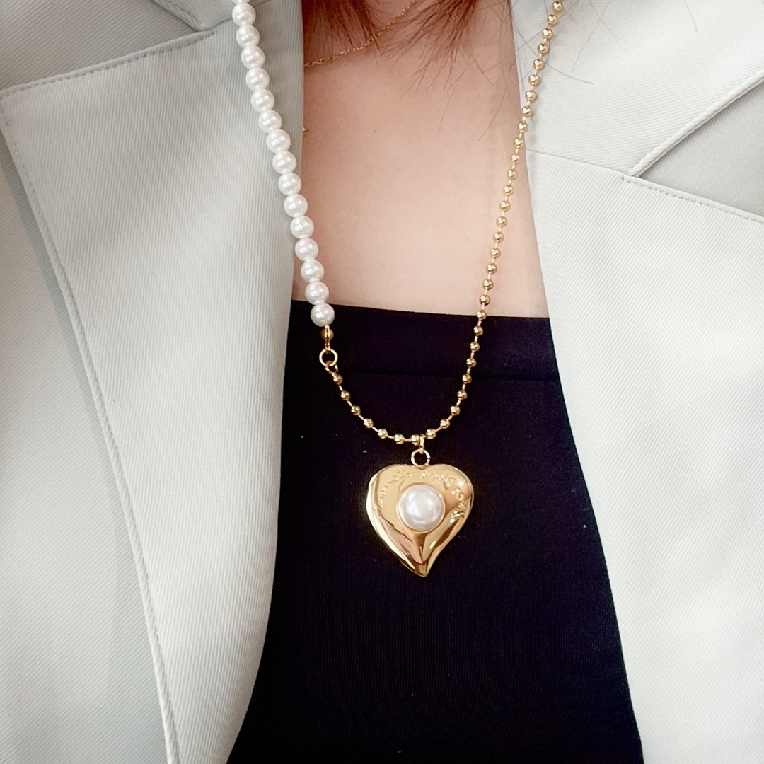 SAINT LAURENT HEART PEARL NECKLACE