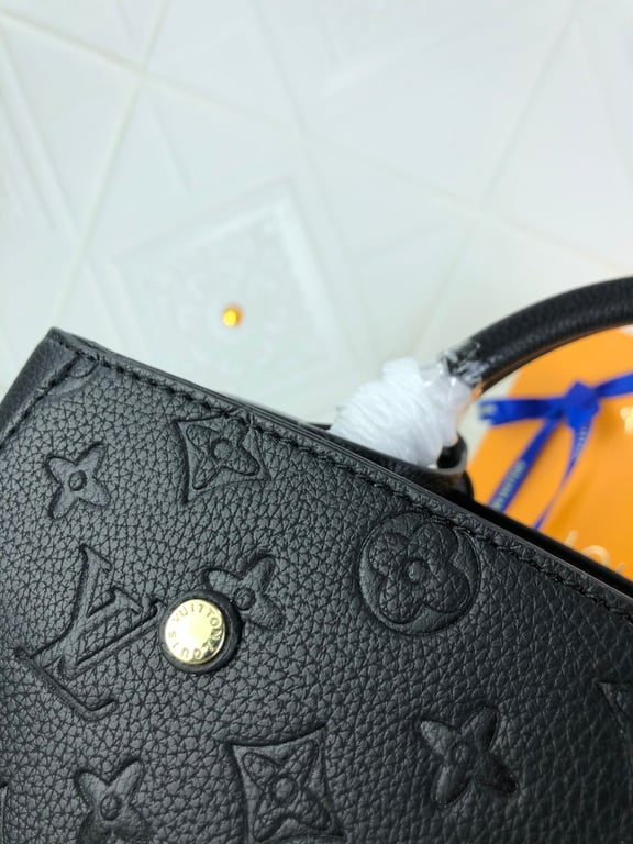 LUV MONTAIGNE BB EMPREINTE NOIR BLACK 33CM