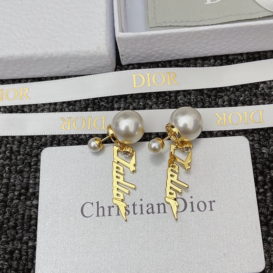 DOR EARRINGS