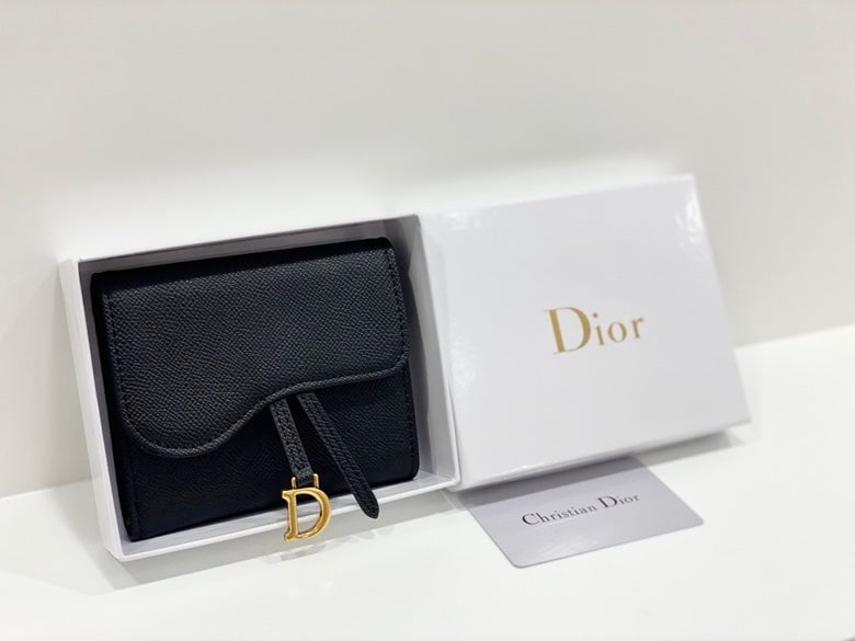 dir SADDLE LOTUS WALLET BLACK GOATSKIN 11CM S5652CCEH M900