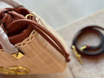 VLA 25CM BEIGE GARAVANI WO VLOGO SMALL WICKER BASKET BAG