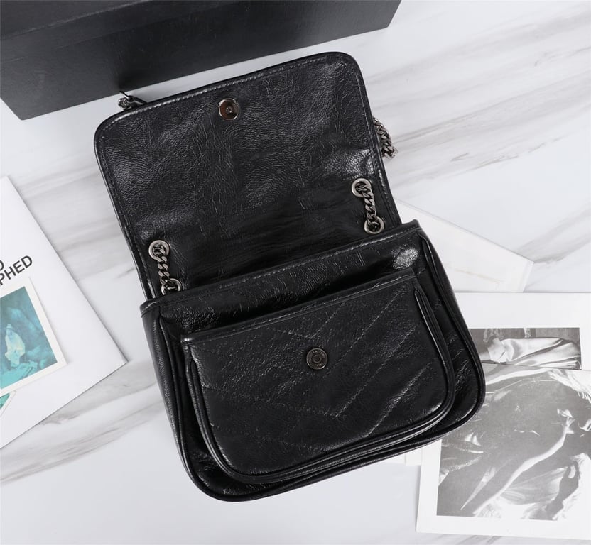 SAINT LAURENT NIKI BABY CHAIN BAG IN CRINKLED VINTAGE BLACK NOIR 21CM 6331600EN041000