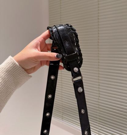 BALENCIAGA WOMENS LE CAGOLE SMALL SHOULDER BAG IN BLACK 28CM