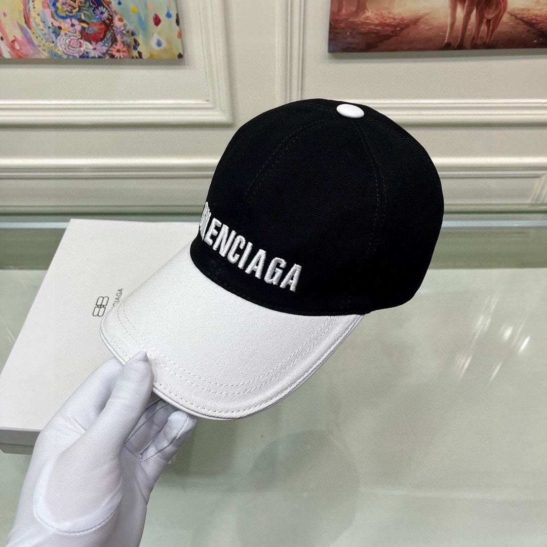 BALENCIAGA LOGO FRONT CAP BLACK
