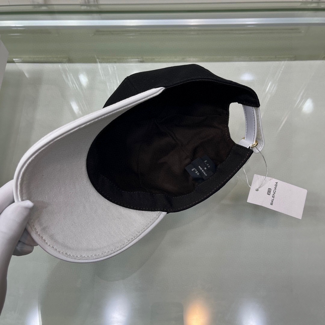 BALENCIAGA LOGO FRONT CAP BLACK
