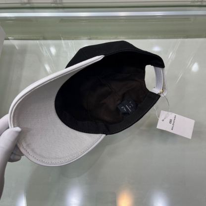 BALENCIAGA LOGO FRONT CAP BLACK