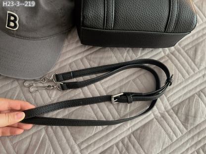 BALENCIAGA EVERYDAY XXS TOTE BAG IN BLACK 23CM 551815D6W2N1000