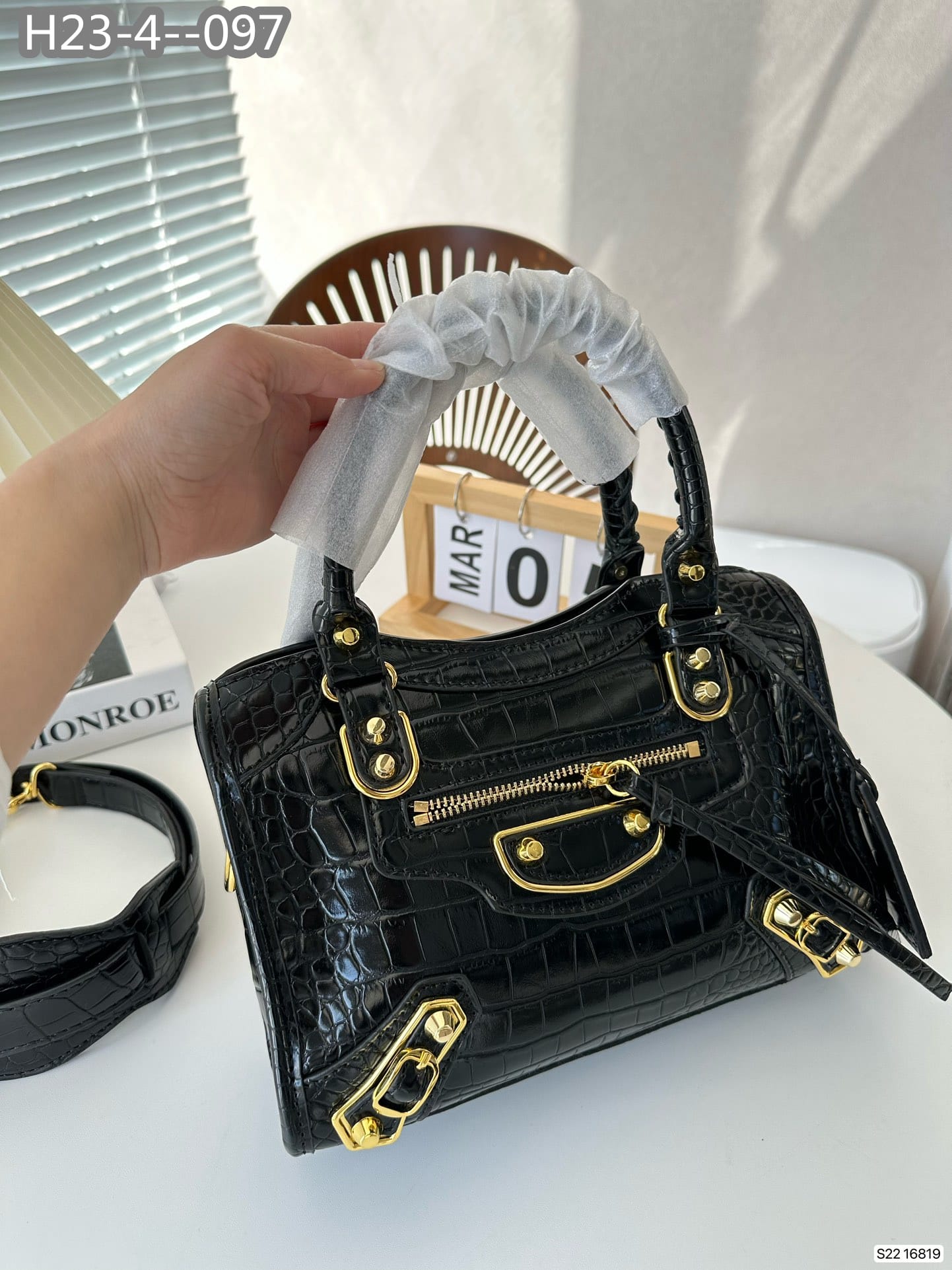 BALENCIAGA NEO CLASSIC CITY MINI CROCODILE EFFECT LEATHER BAG BLACK 25CM