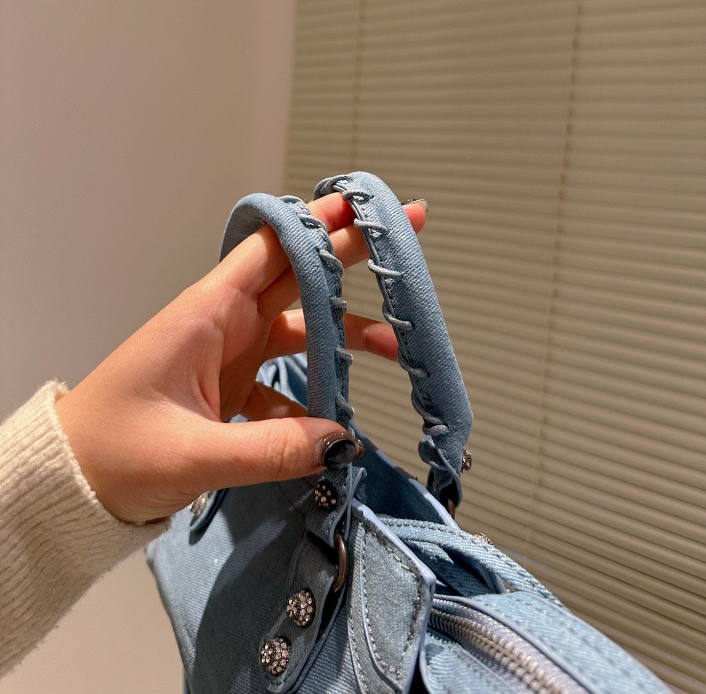 BALENCIAGA WOMENS NEO CAGOLE CITY HANDBAG IN DENIM IN BLUE 26CM