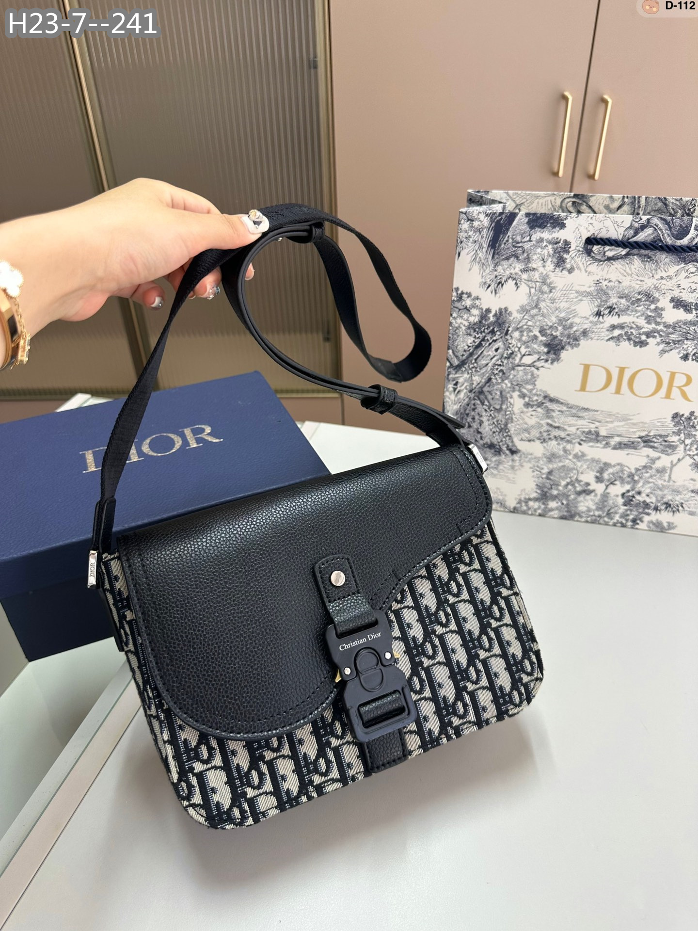 DOR MINI SADDLE BAG WITH STRAP BEIGE AND BLACK DOR OBLIQUE JACQUARD AND BLACK GRAINED CALFSKIN 23CM 1ADPO049YKS H27E