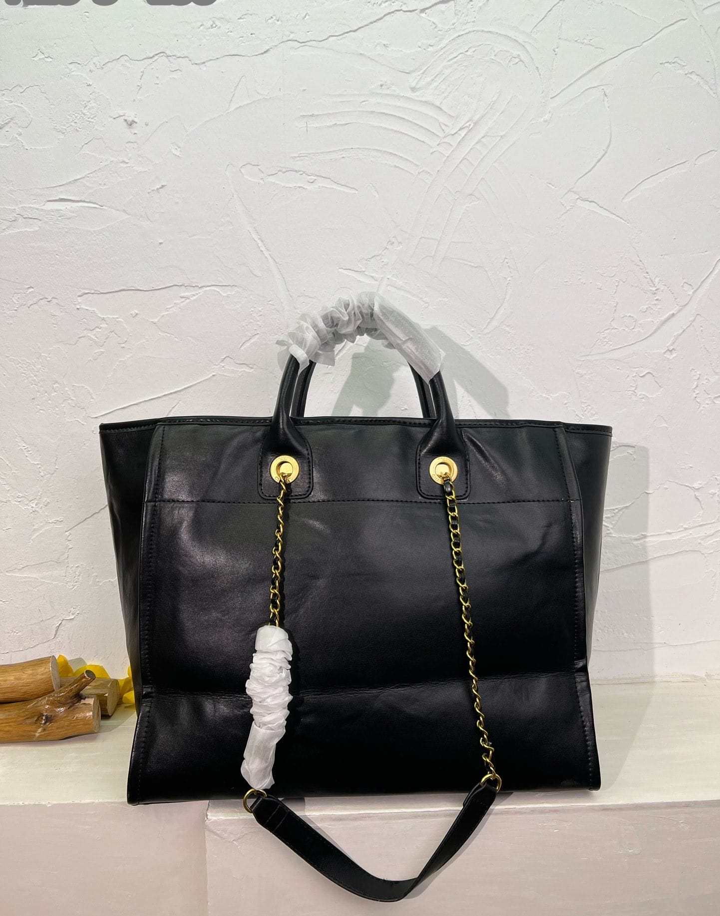 CC DEAUVILLE SHOPPING BAG LARGE 22S BLACK 38CM  A66941 B08030 94305