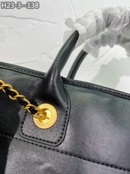 CC DEAUVILLE SHOPPING BAG LARGE 22S BLACK 38CM  A66941 B08030 94305