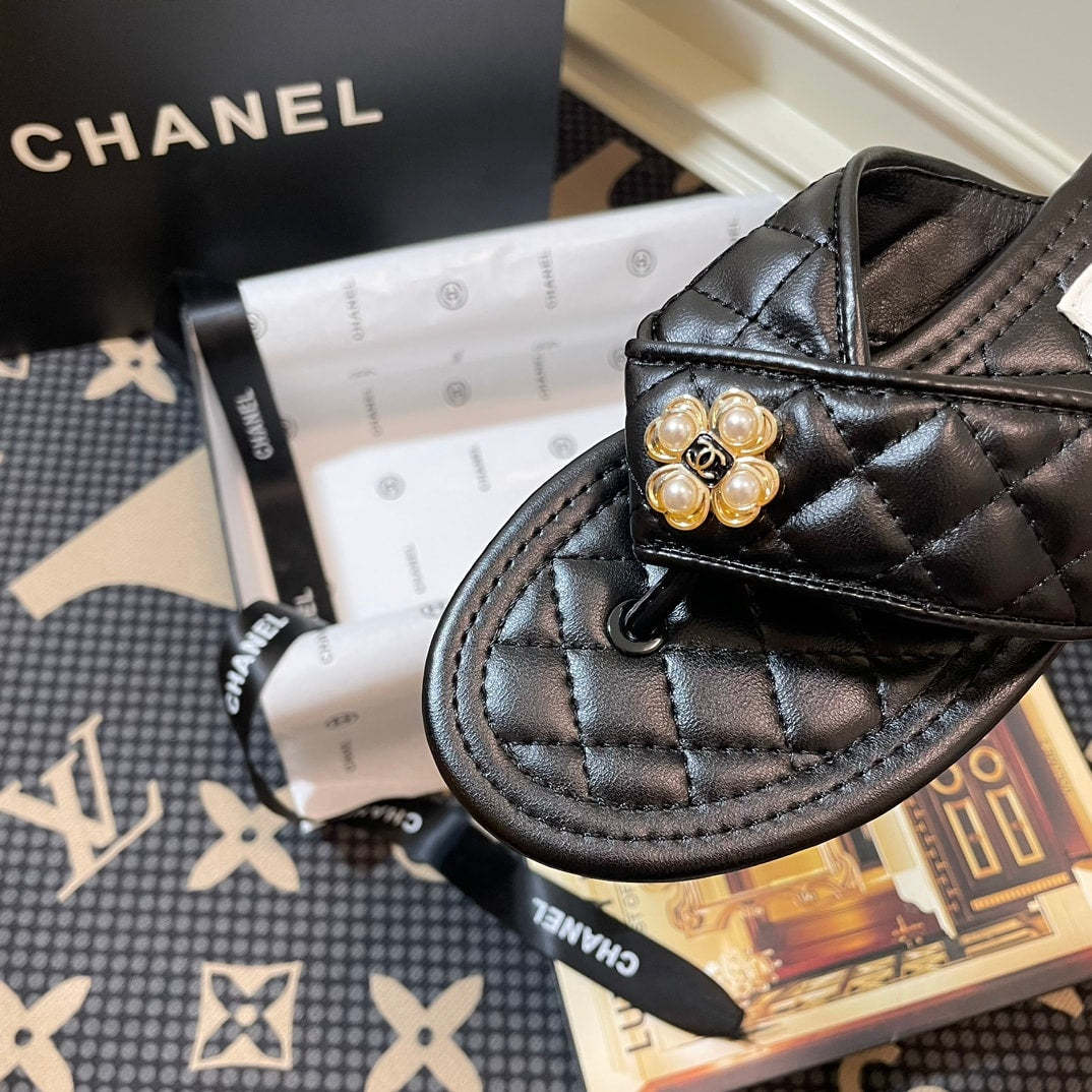 SANDAL CHL FLIP FLOP SANDALS QUILTED BLACK