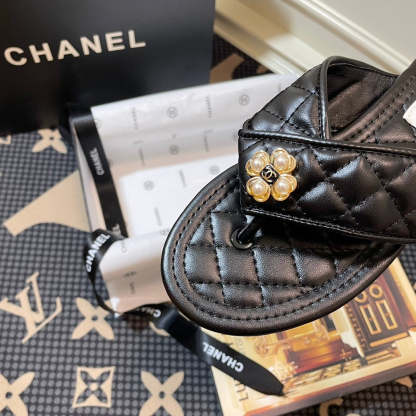 SANDAL CHL FLIP FLOP SANDALS QUILTED BLACK