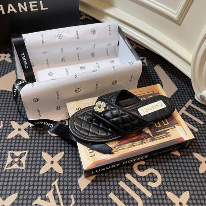 SANDAL CHL FLIP FLOP SANDALS QUILTED BLACK