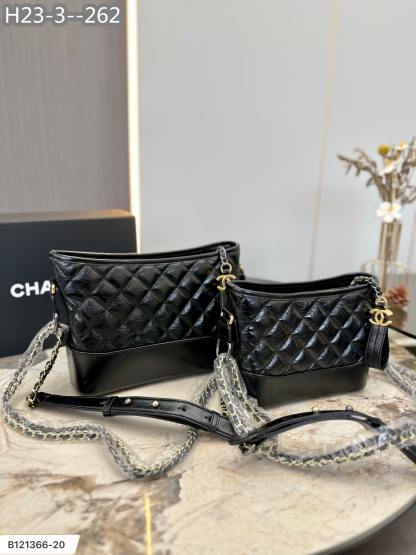 CC GABRIELLE HOBO BAG DIAMOND GABRIELLE BLACK 25CM