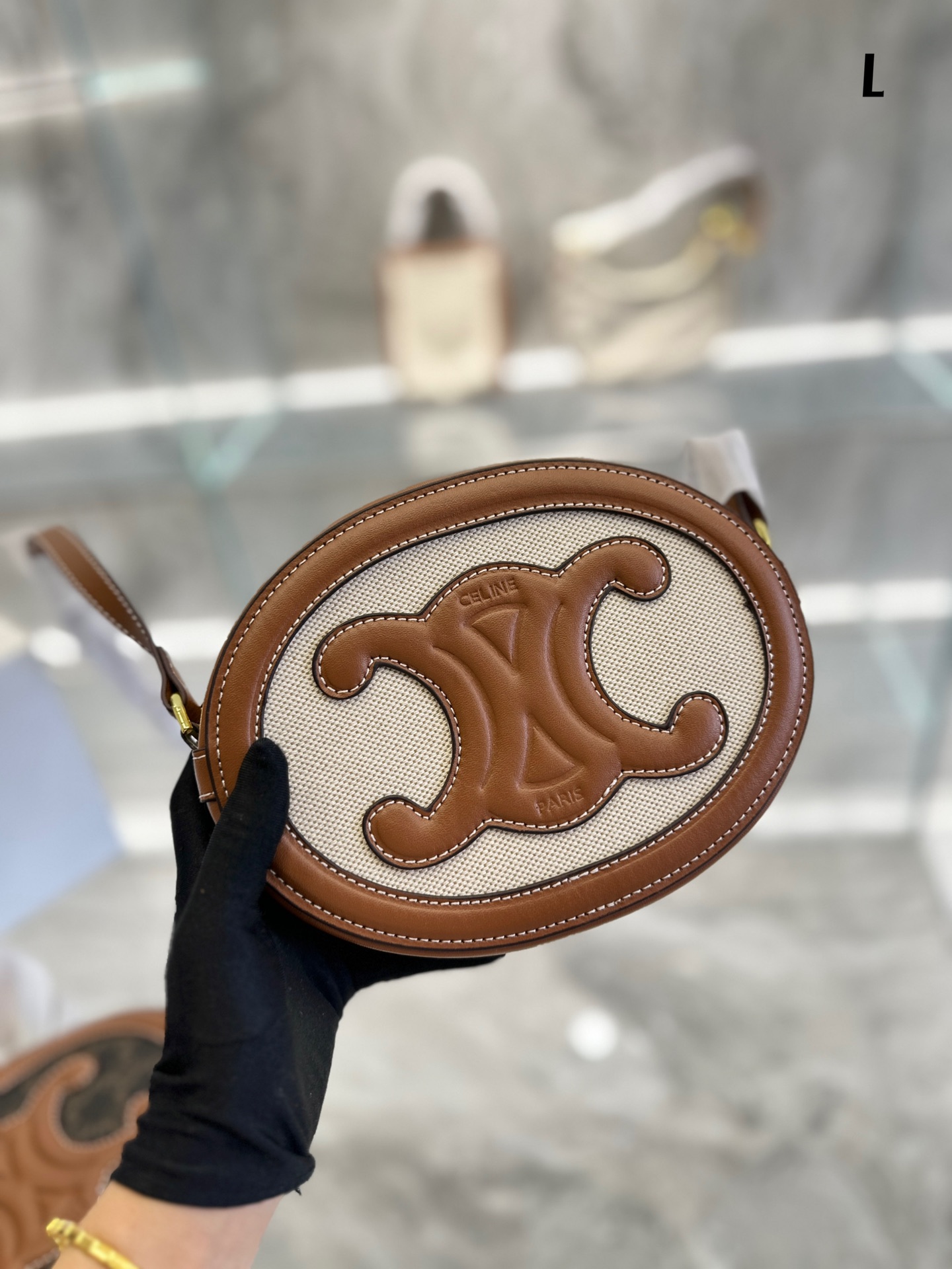 CE OVAL BAG CUIR TRIOMPHE IN TEXTILE AND CALFSKIN NATURAL 20CM 198602EFL02NT