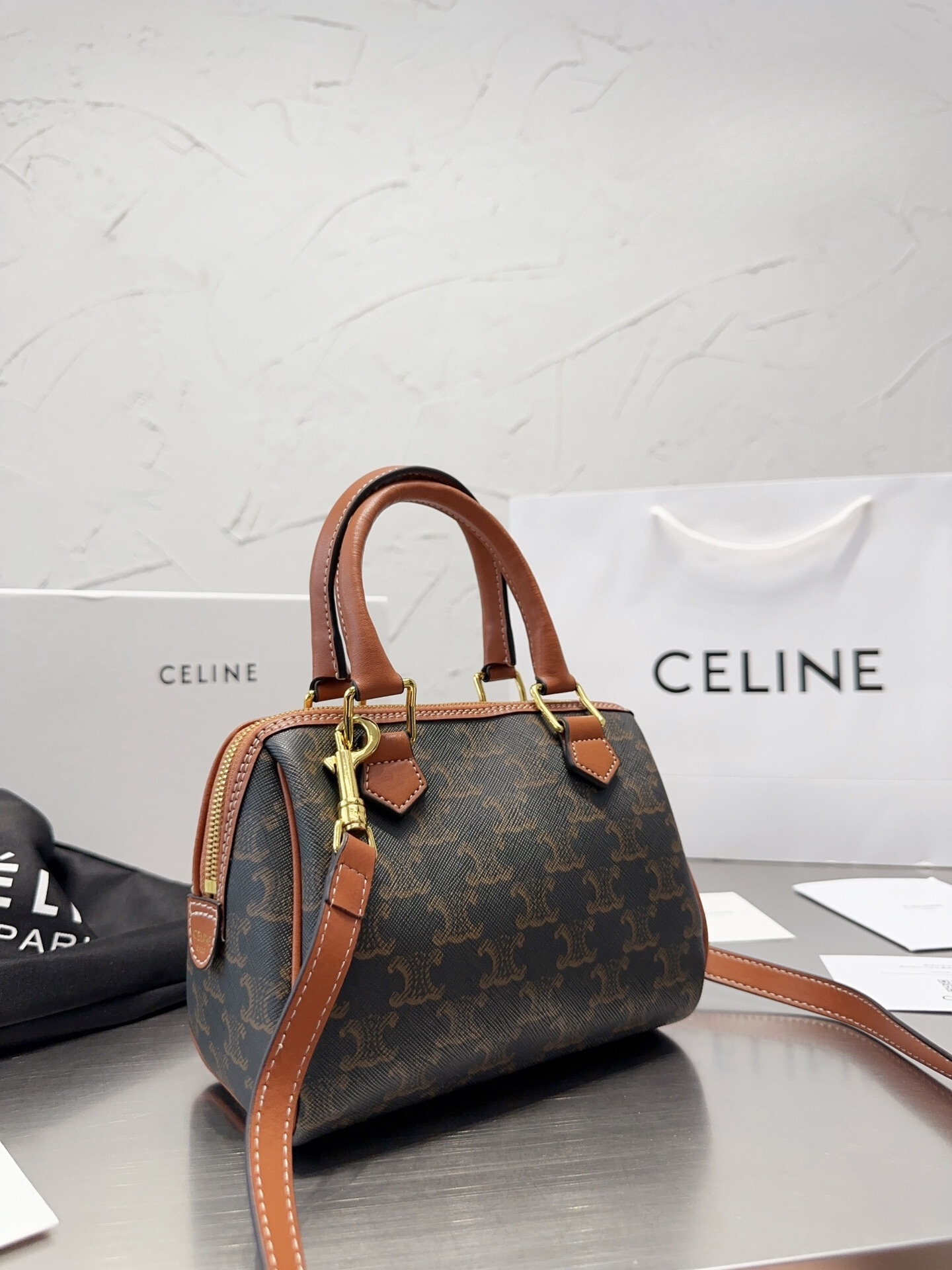 CE SMALL BOSTON IN TRIOMPHE CANVAS AND CALFSKIN TAN 19CM 113772CAS04LU