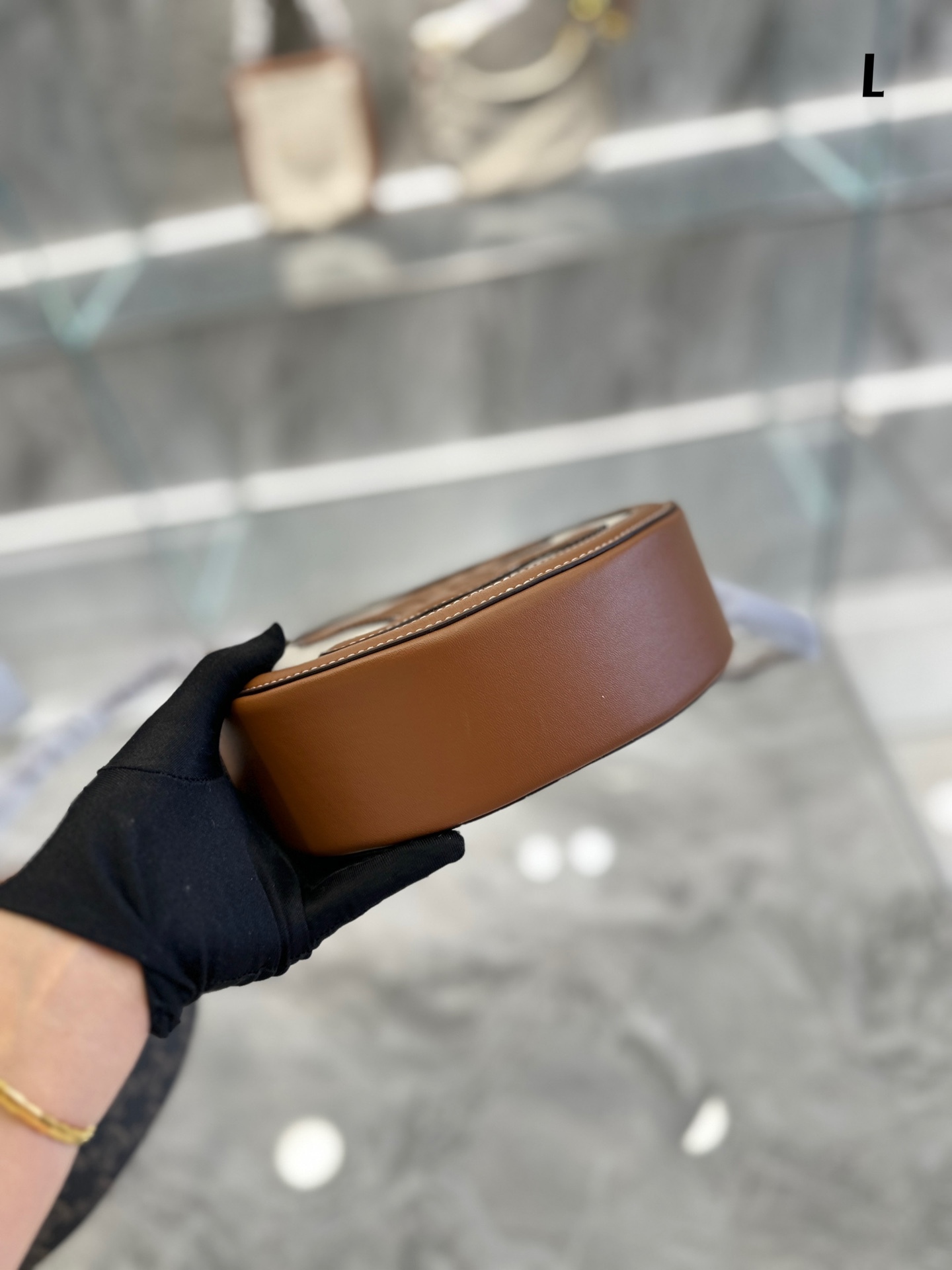 CE OVAL BAG CUIR TRIOMPHE IN TEXTILE AND CALFSKIN NATURAL 20CM 198602EFL02NT