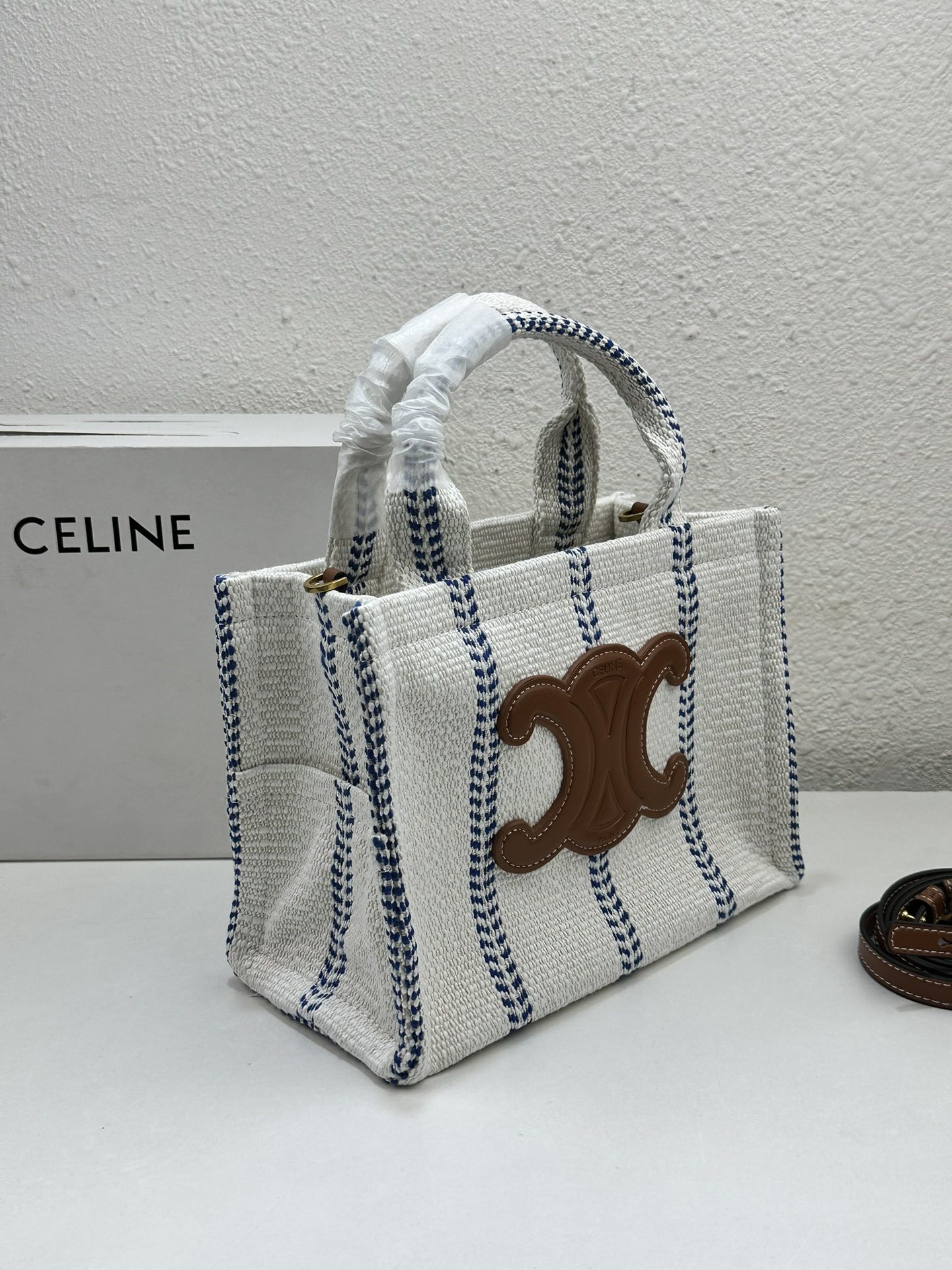 CE SMALL CABAS THAIS IN STRIPED TEXTILE AND CALFSKIN XHITE/BLUE 25CM 199162EYI01BB